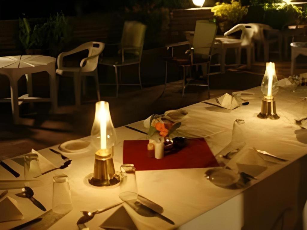 Hotel Vajra Катманду Екстер'єр фото