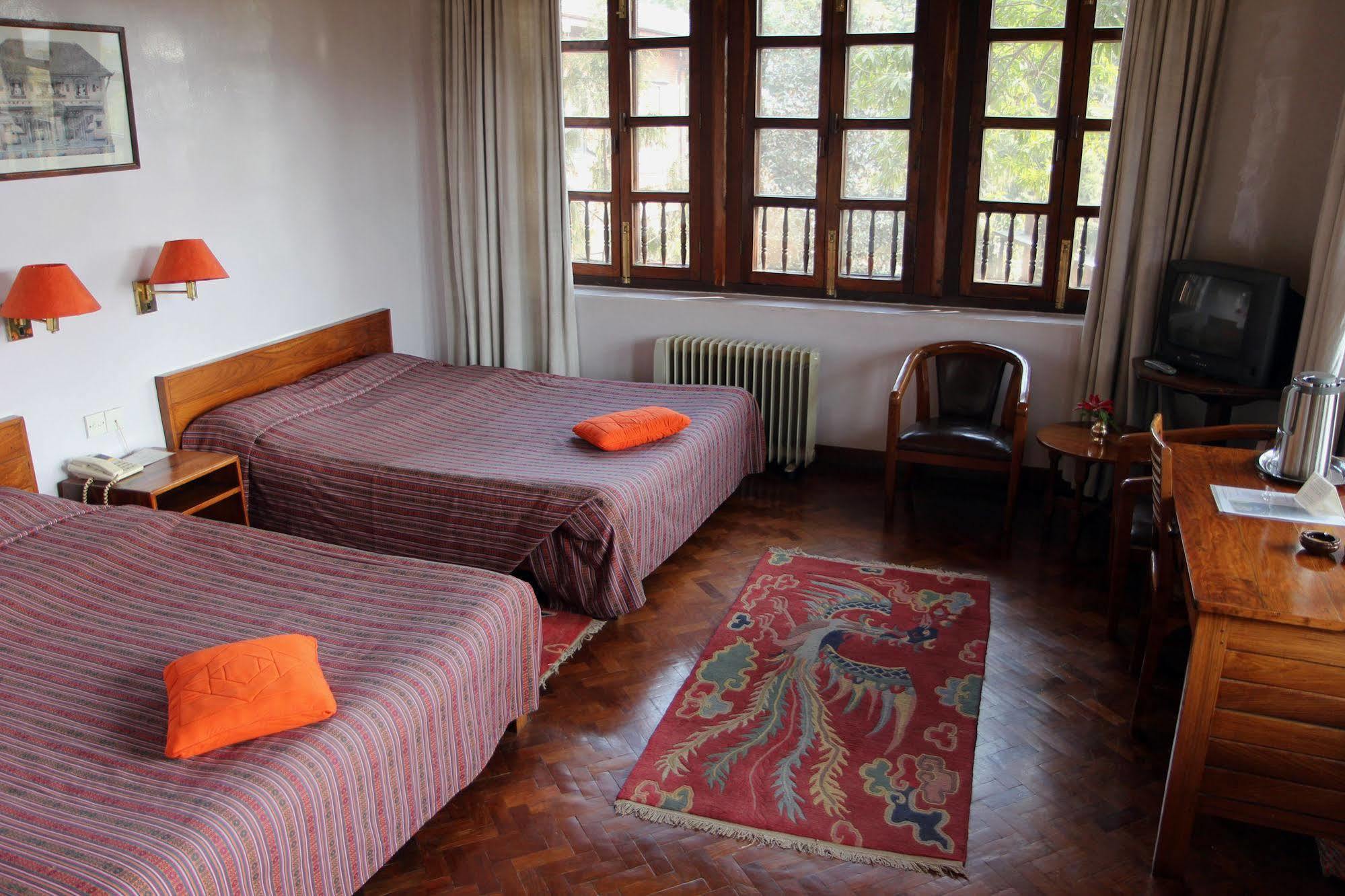 Hotel Vajra Катманду Екстер'єр фото